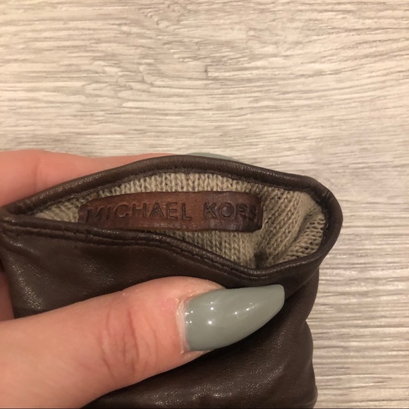 Michael Kors Leather Buckle Gloves - Picture 6 of 6